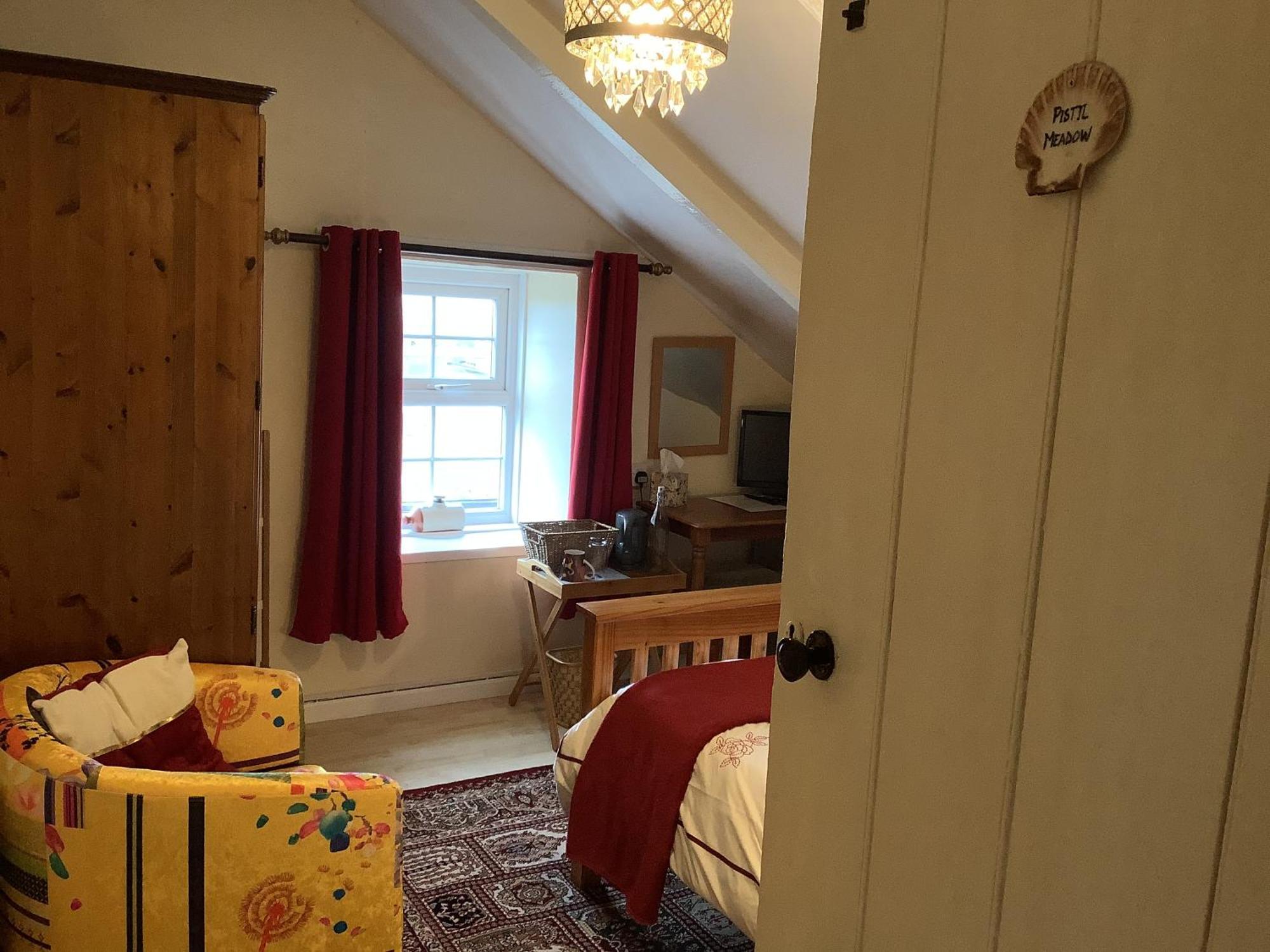 Haelarcher Farmhouse And Helicopter B&B Lizard Exterior foto